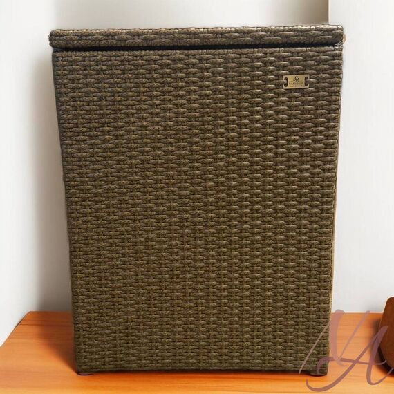 Корзина для белья. Дуб1. 550/350 h700